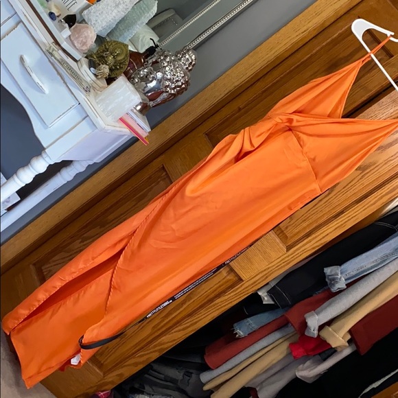 ‼️BRAND NEW DRESS‼️ - Picture 2 of 8